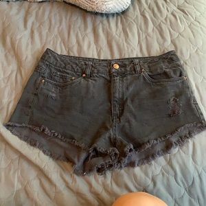 Divided size 8 denim black shorts
